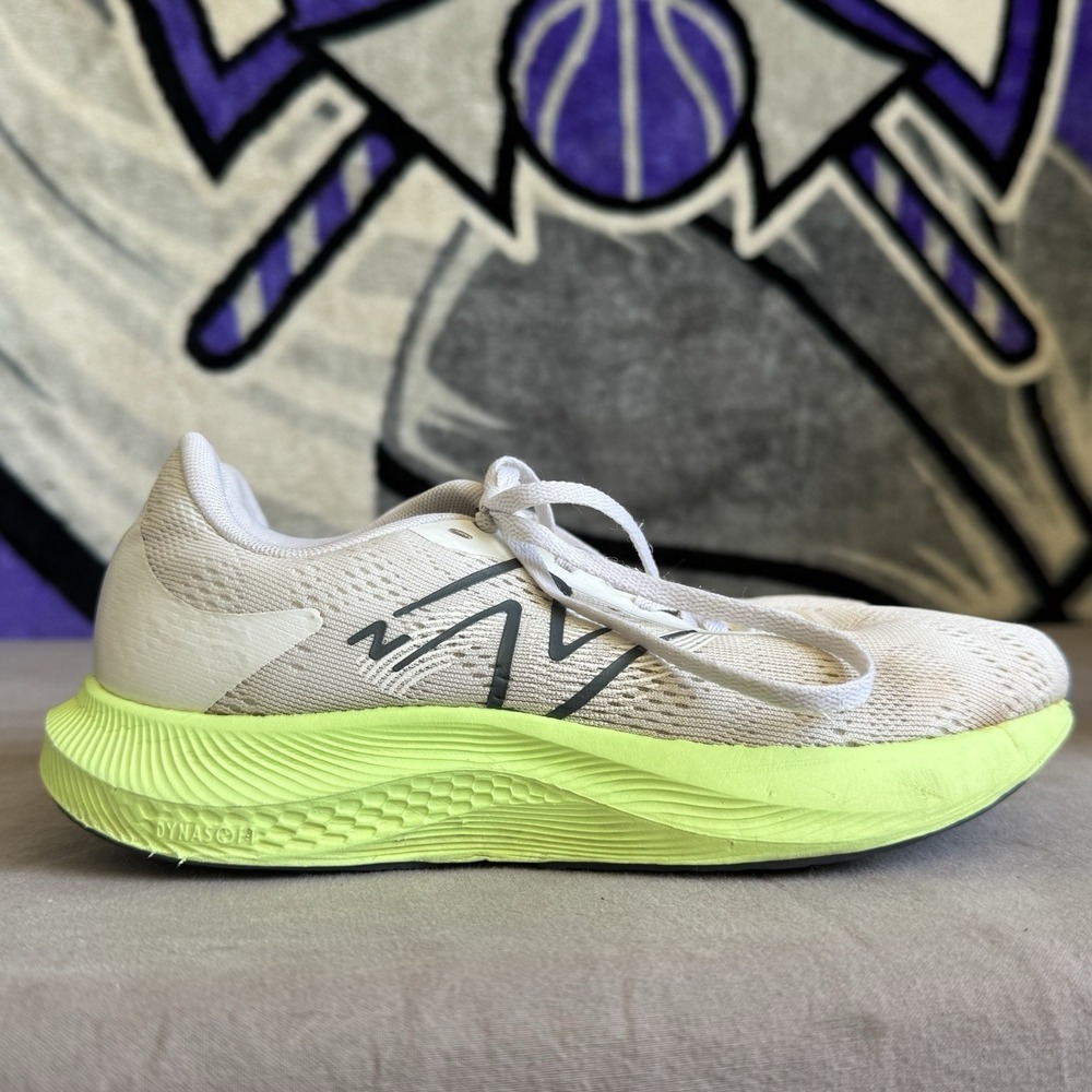 Size W7/M5.5 - New Balance DynaSoft Pro Run v2 WPRORCW2 Women's Running Shoes - Picture 2 of 10